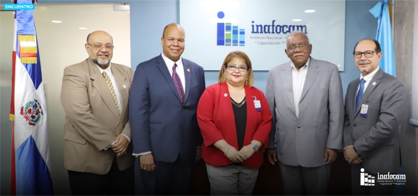 Director del Inafocam recibe delegación Universidad Albizu de Puerto Rico