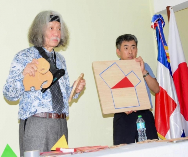 Científico de Tokio concluye conferencia-talleres de Matemáticas con docentes dominicanos